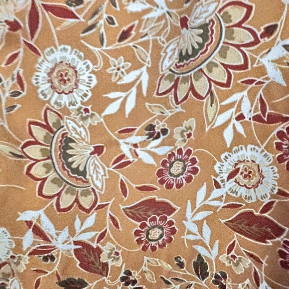 Perfect fall blouse - Picture 3 of 5